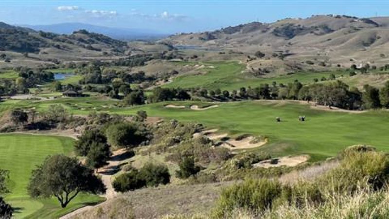 Cinnabar Hills - Mountain Canyon