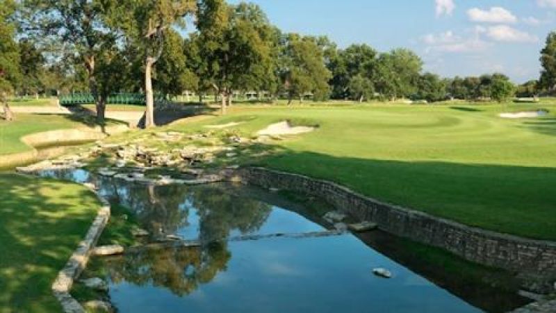 Royal Oaks CC